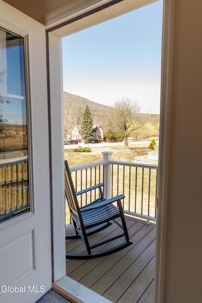 115 Marjorie Ln unit 3, Middleburgh, NY 12122 - photo 4