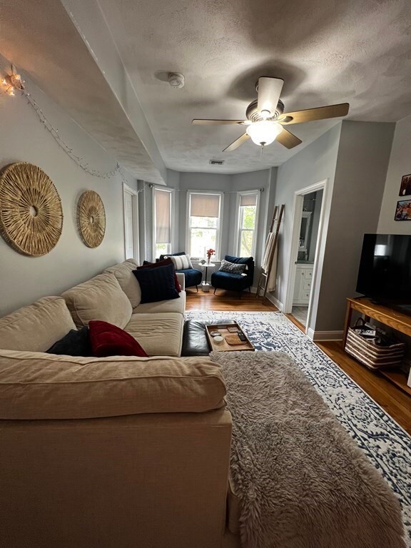 481 E 6th St unit 2, Boston, MA 02127 - photo 3