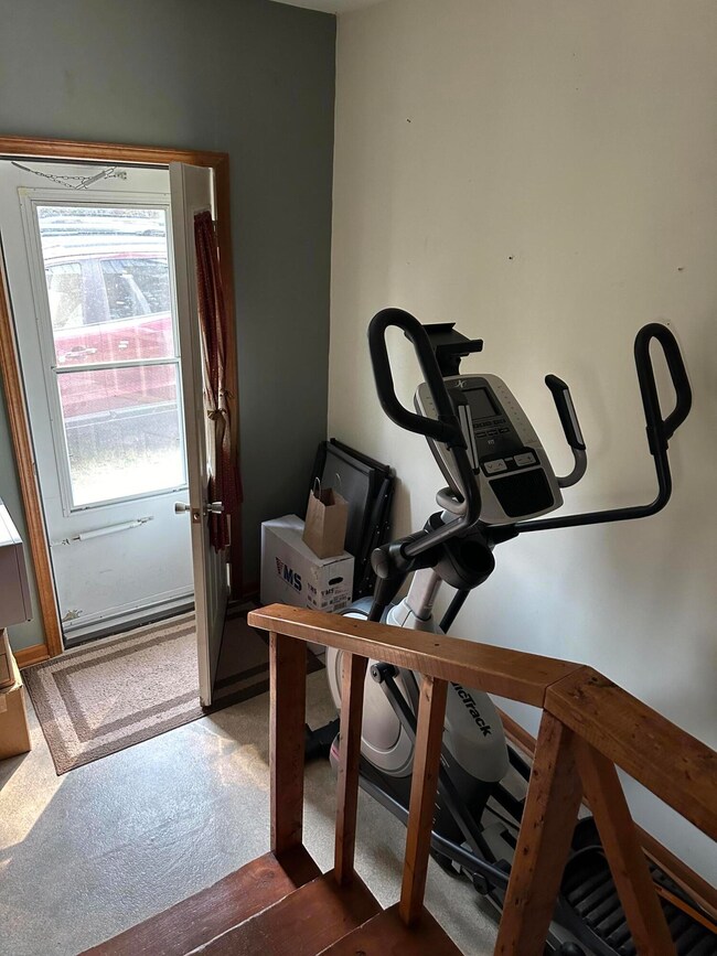 Entry way