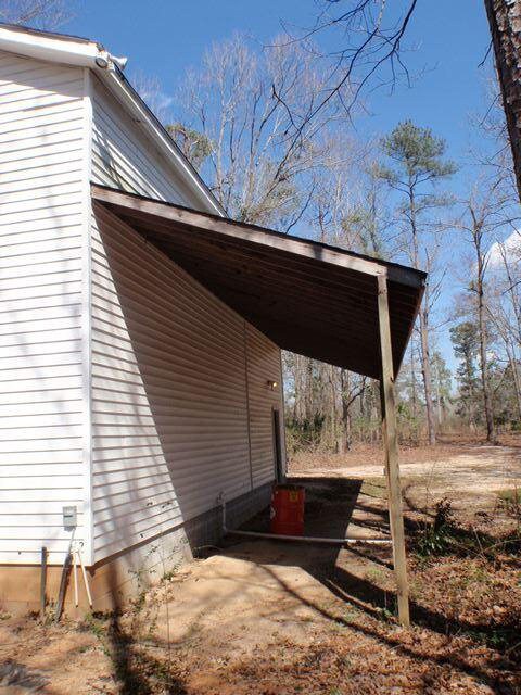 Equipment Overhangs