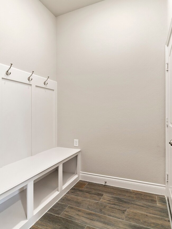 25018 Mountclair Hollow Ln, Tomball, TX 77375 - photo 7