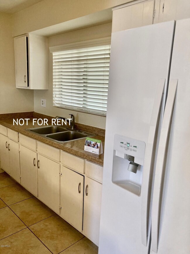 5707 W Monte Vista Rd, Phoenix, AZ 85035 - photo 5