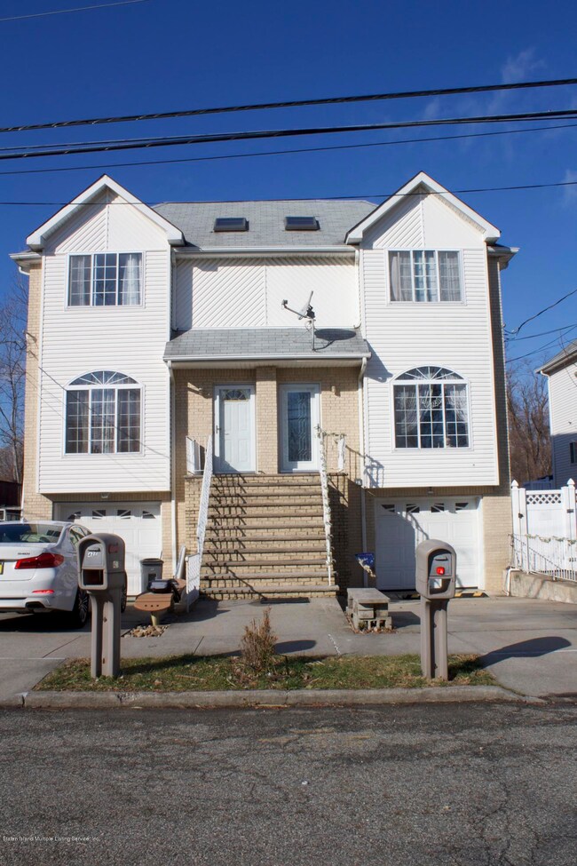 425 Patterson Ave, Staten Island, NY 10305 - photo 2