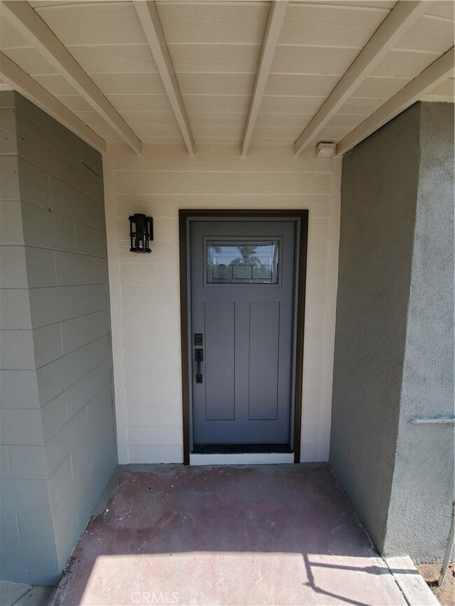 14764 Iris Dr, Fontana, CA 92335 - photo 5