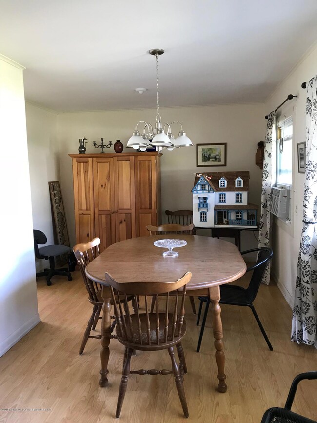 208 Norgrove-anothe view of dinning room