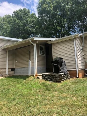 Back left angled view of home.