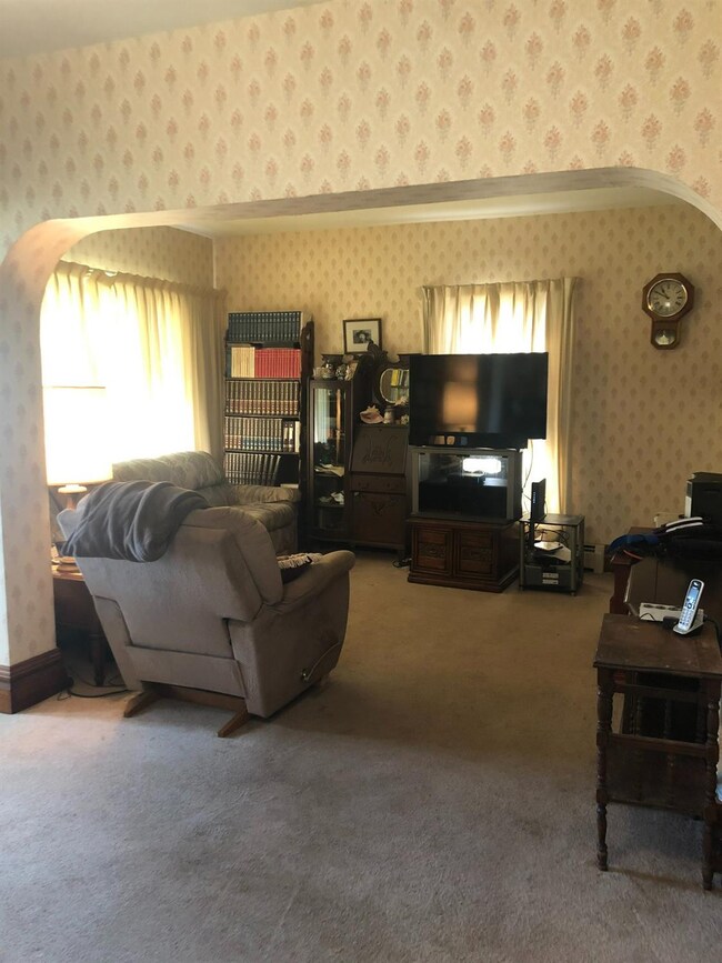 104 S 325 E, Valparaiso, IN 46383 - photo 5