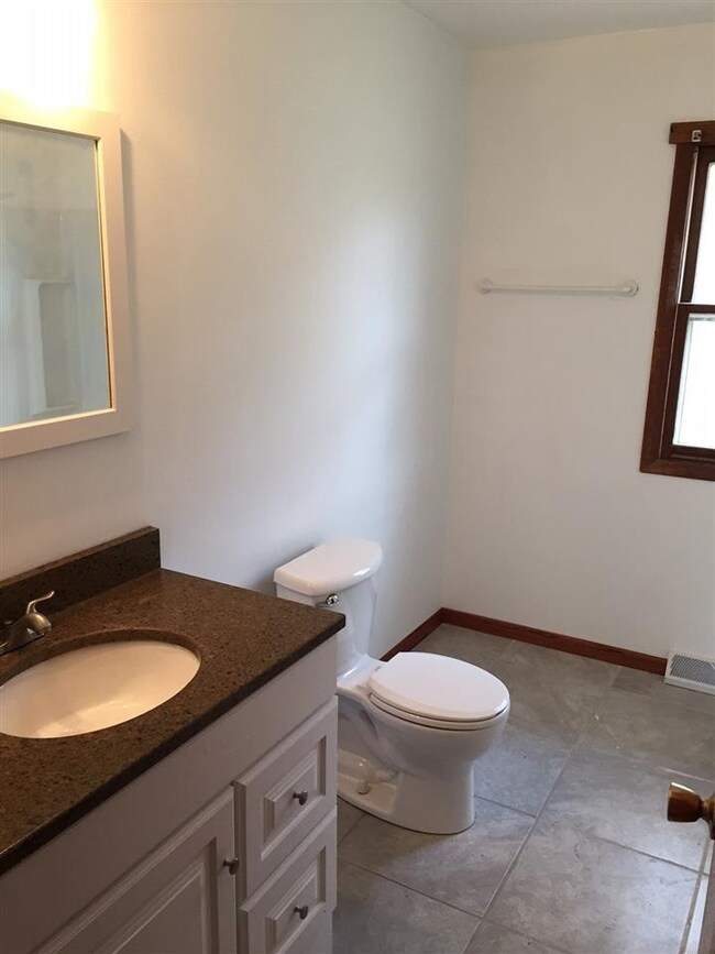 4243 Mahoney Rd, Mc Farland, WI 53558 - photo 2