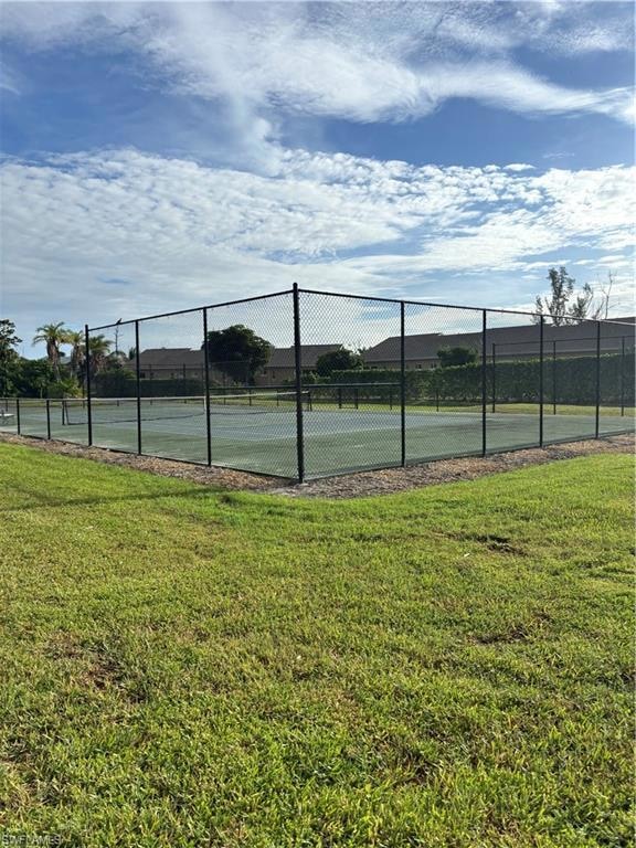 16881 Davis Rd unit 615, Fort Myers, FL 33908 - photo 6