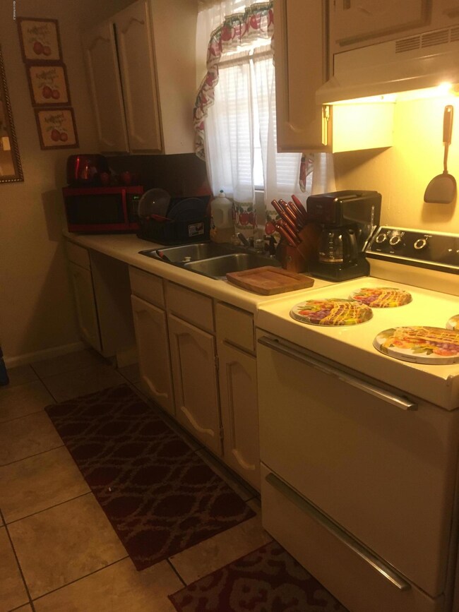 Unit C-Kitchen