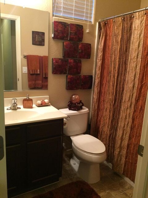 Bathroom 1.