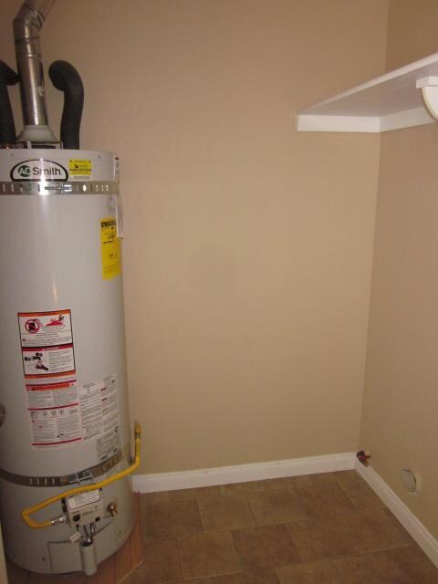 563 Woodward Ave, El Centro, CA 92243 - photo 7