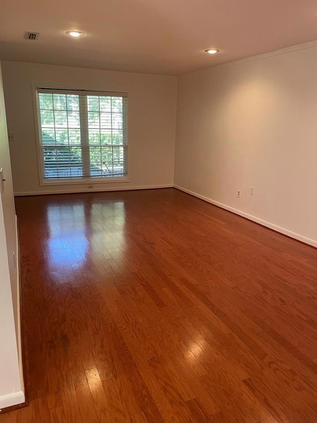 1602 Twin Lakes Dr, Bainbridge, GA 39819 - photo 2