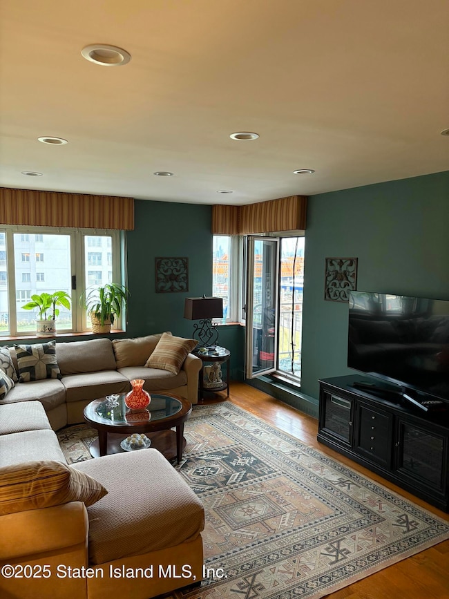 80 Bay Street Landing unit 4L, Staten Island, NY 10301 - photo 7