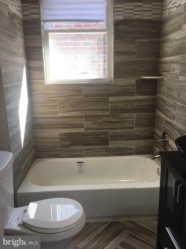 517 Opus Ave, Capitol Heights, MD 20743 - photo 4