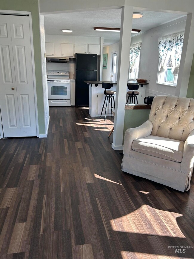 411 N Almon St unit 613, Moscow, ID 83843 - photo 6