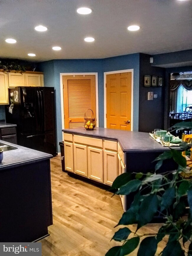 7887 Eagle View Dr, Chesapeake Beach, MD 20732 - photo 4