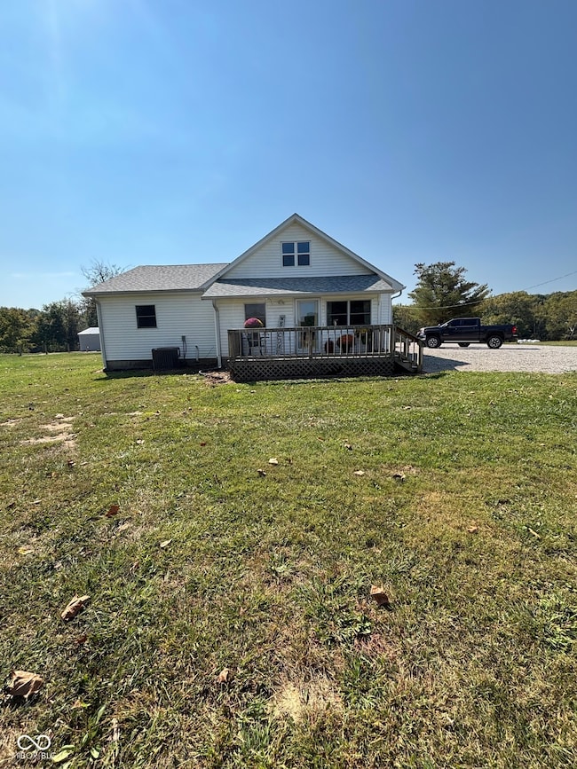 6951 W 450 S, Columbus, IN 47201 - photo 2