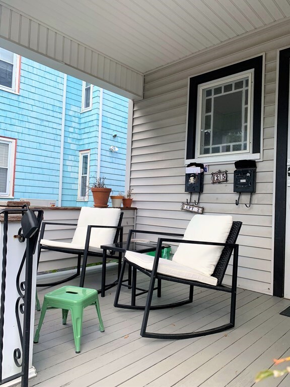 25 Gibbens St unit 2, Somerville, MA 02143 - photo 3
