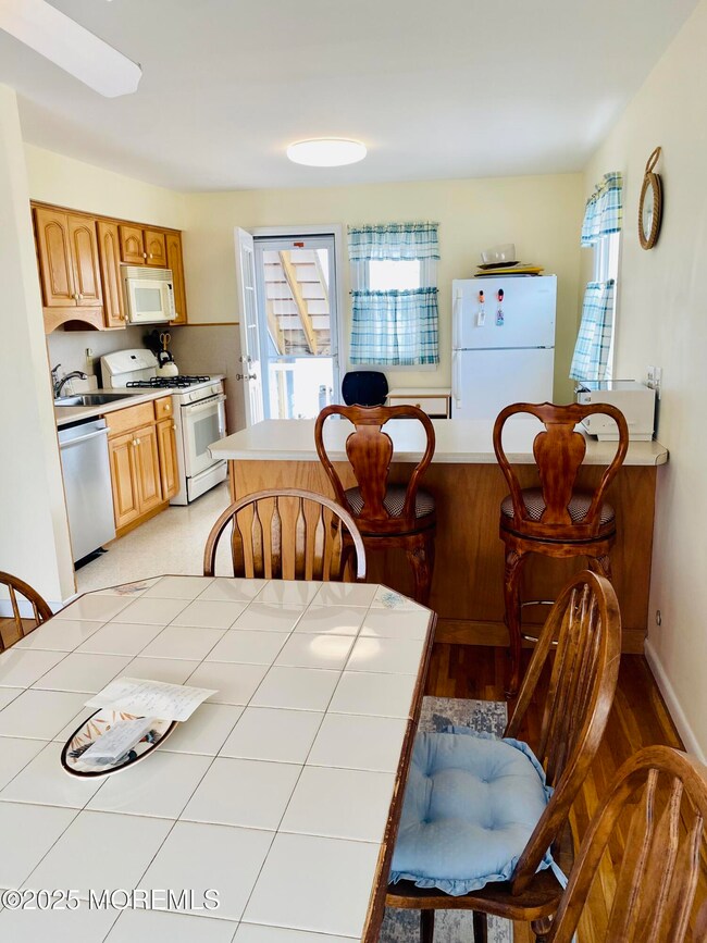 4 Camden Ave unit Winter, Lavallette, NJ 08735 - photo 5