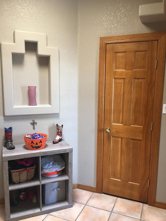 1032 Mimosa Ave, Alamogordo, NM 88310 - photo 3