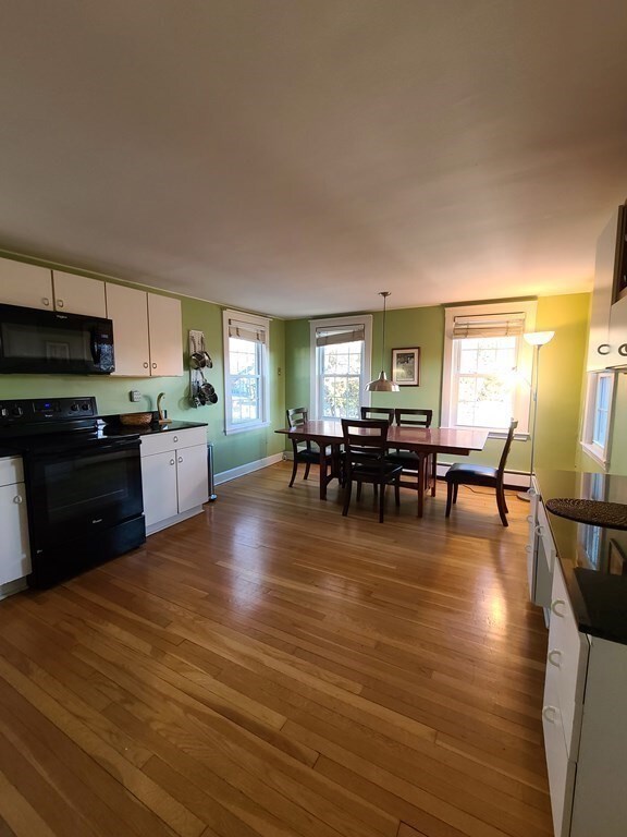 24 Farwell Place unit 3, Cambridge, MA 02138 - photo 5