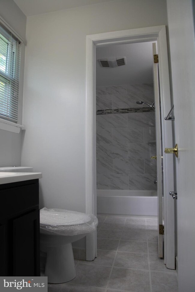 1700 Congress Dr, Blackwood, NJ 08012 - photo 2