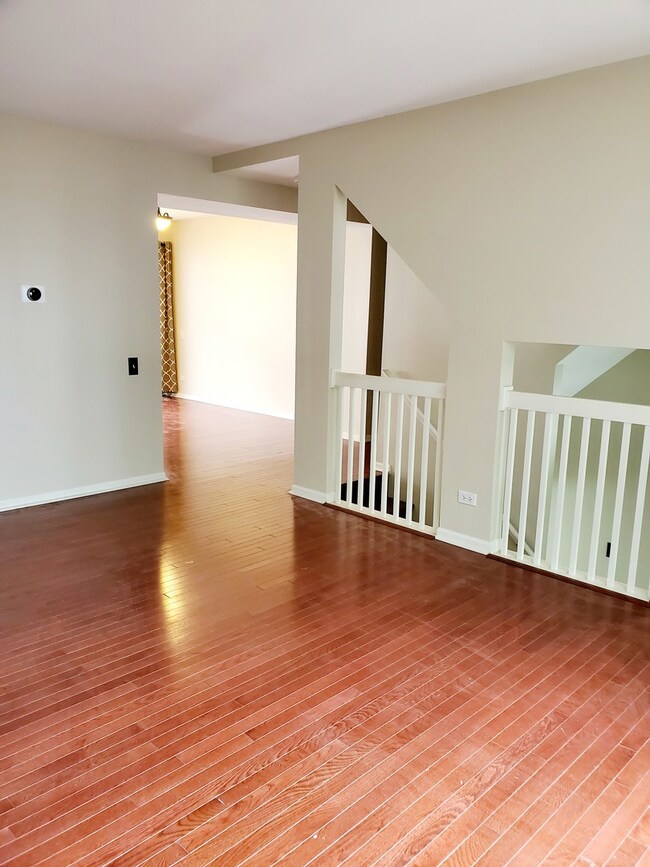 2251 Dawson Ln unit 322, Algonquin, IL 60102 - photo 3