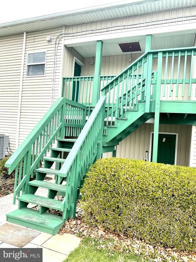 534 Warm Spring Rd unit 4, Chambersburg, PA 17202 - photo 4