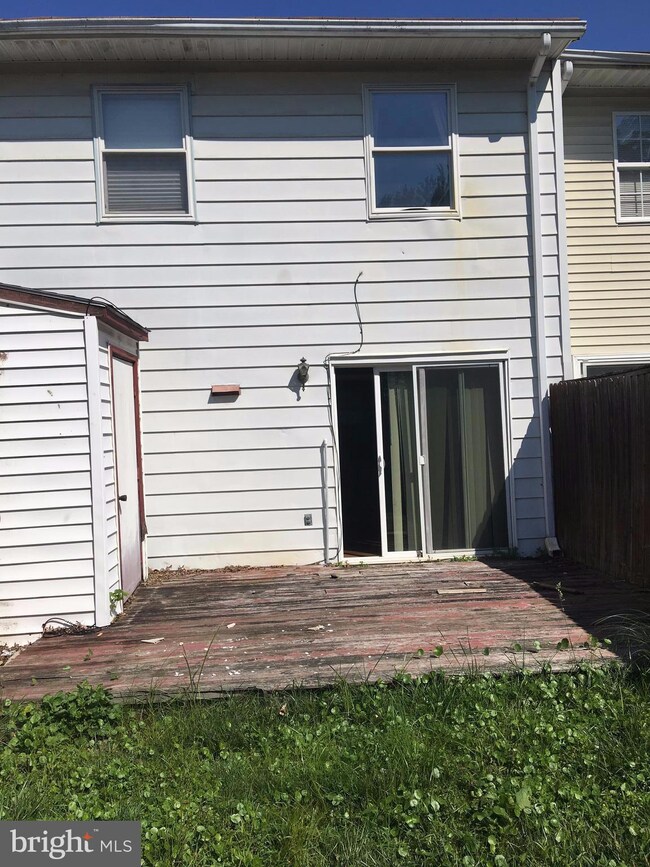 81 Carnival Dr, Taneytown, MD 21787 - photo 2