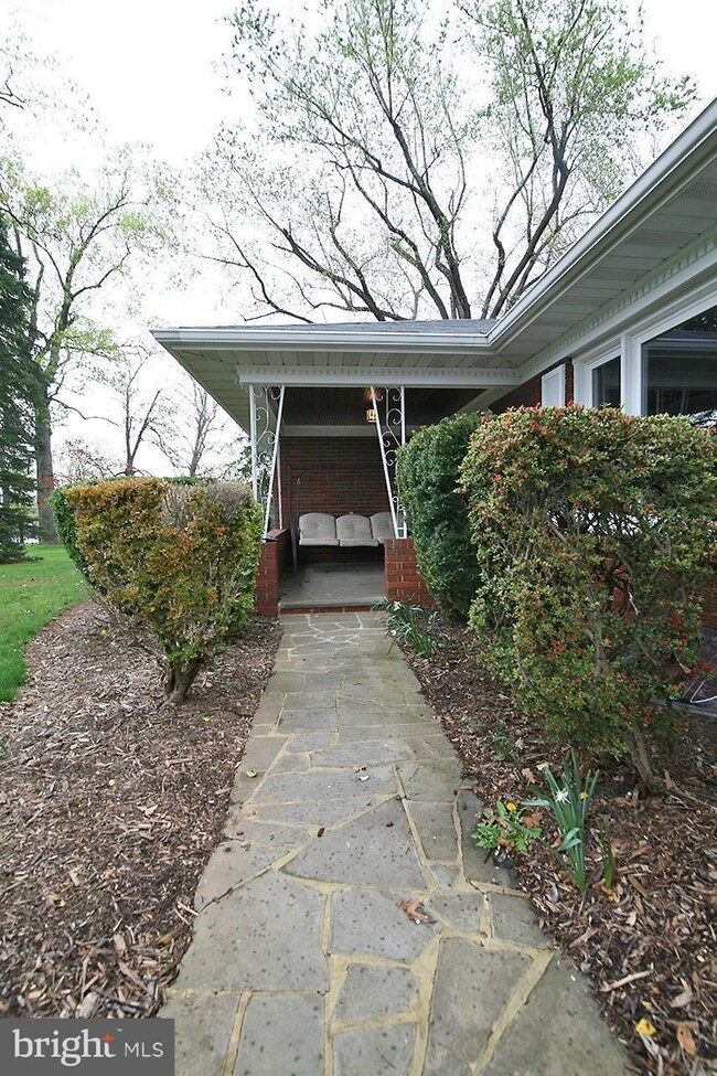 6507 Carroll Highlands Rd, Sykesville, MD 21784 - photo 5