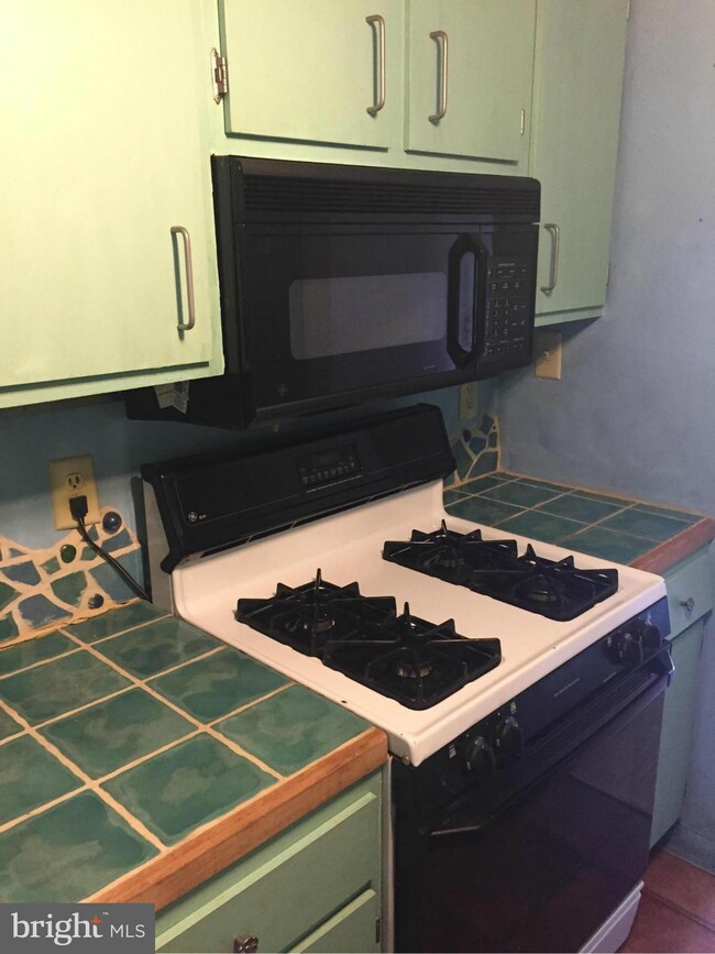 41 Eastford Ct unit 6, Parkville, MD 21234 - photo 6