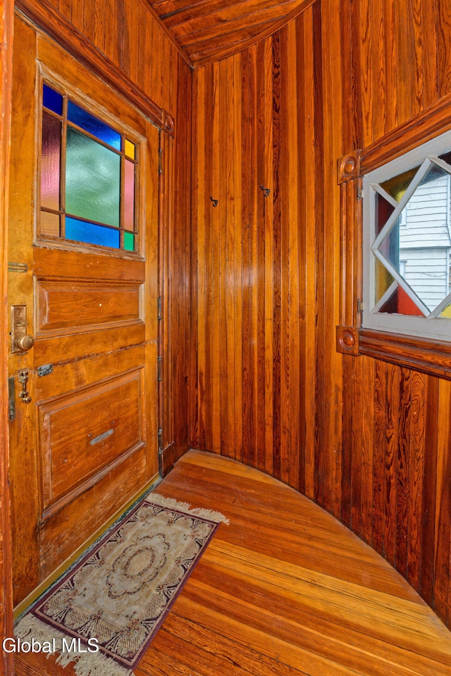 1078 Gillespie St, Schenectady, NY 12308 - photo 4