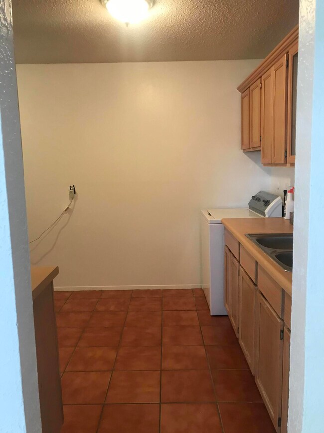 8041 Romulus Place, El Paso, TX 79915 - photo 5