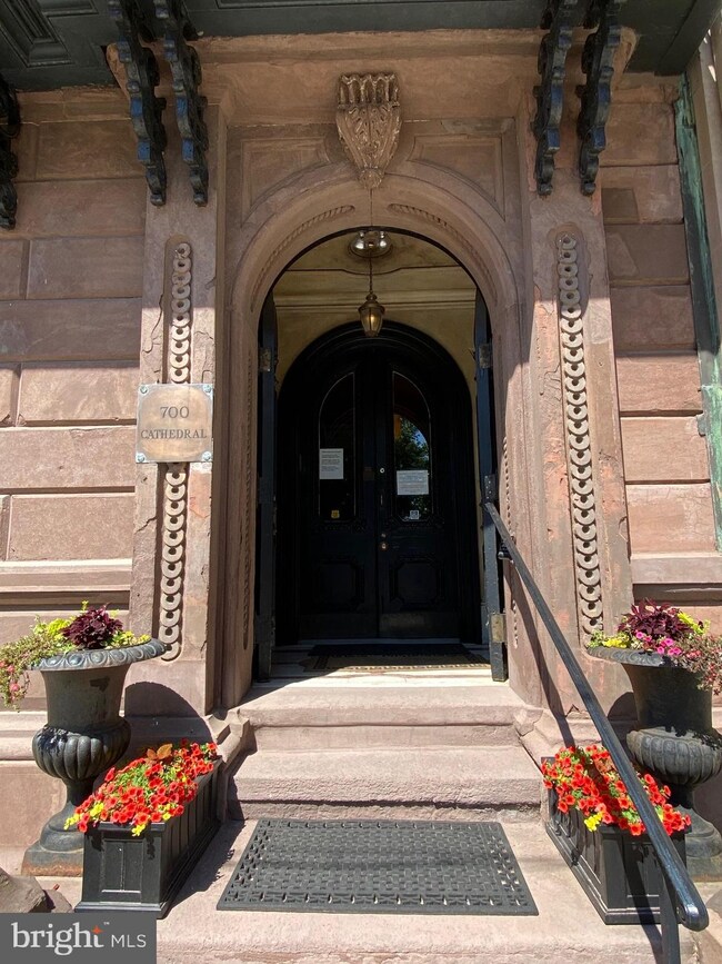 700 Cathedral St unit 102, Baltimore, MD 21201 - photo 2