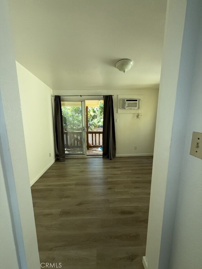 13445 Lakeshore Dr unit 3, Clearlake, CA 95422 - photo 2
