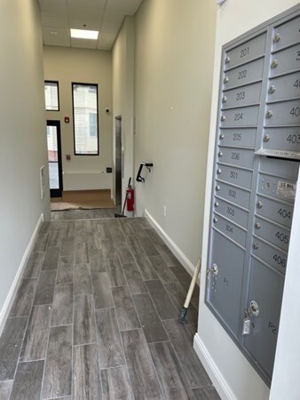 177 Shirley Ave unit 302, Revere, MA 02151 - photo 7