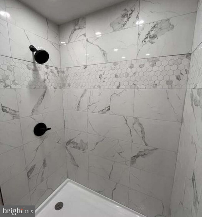 205 Confederate Cir, Locust Grove, VA 22508 - photo 2