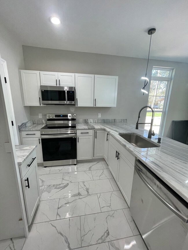 1017 Katie Beck Dee St, Picayune, MS 39466 - photo 5