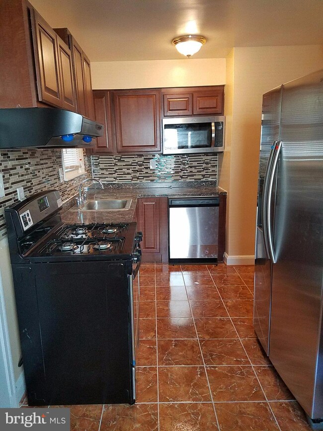 6509 Fairdel Ave, Baltimore, MD 21206 - photo 6