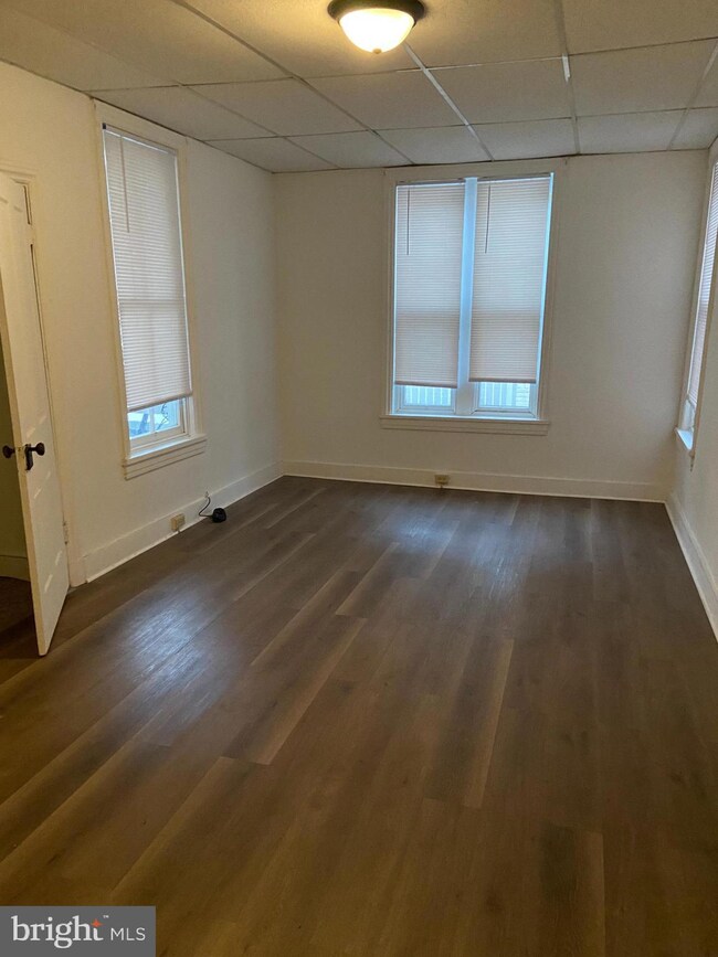 446 Chestnut St, Columbia, PA 17512 - photo 5