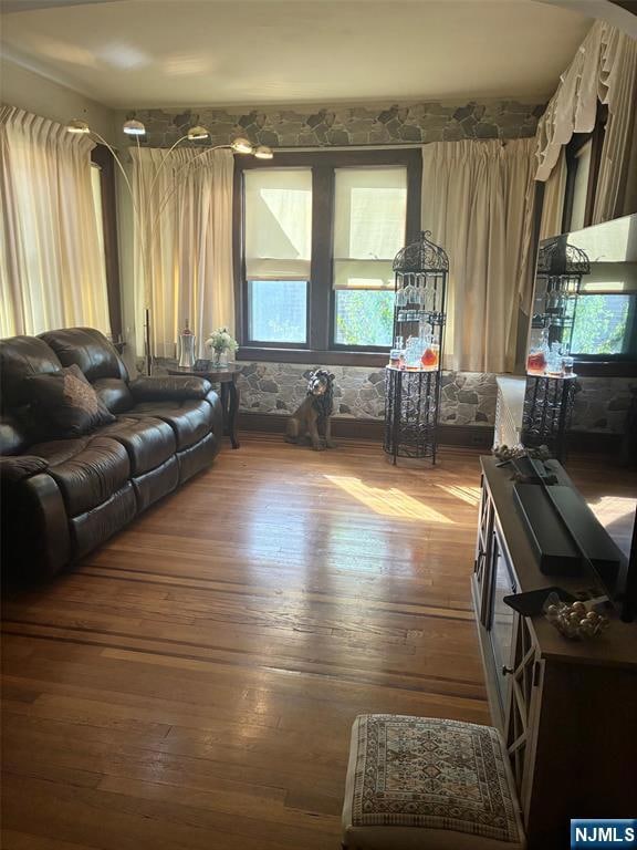 708 Linden Ave, Teaneck, NJ 07666 - photo 4