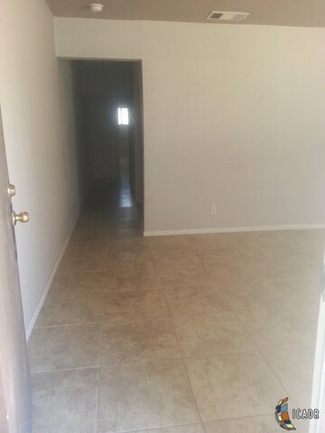 734 Adams Ave, El Centro, CA 92243 - photo 2