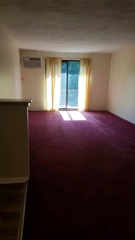 121 Whipple St unit 23, Worcester, MA 01610 - photo 2