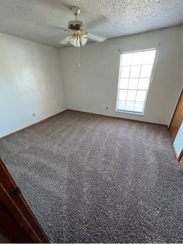 321 Asbury Dr, Saginaw, TX 76179 - photo 7