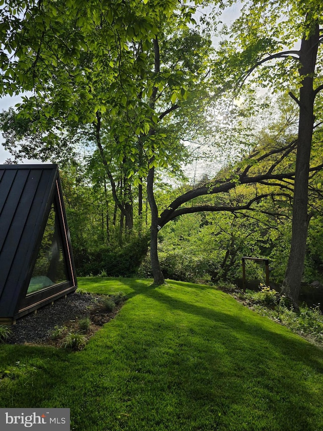 633 and 643` Hanging Rock Rd, Augusta, WV 26704 - photo 4