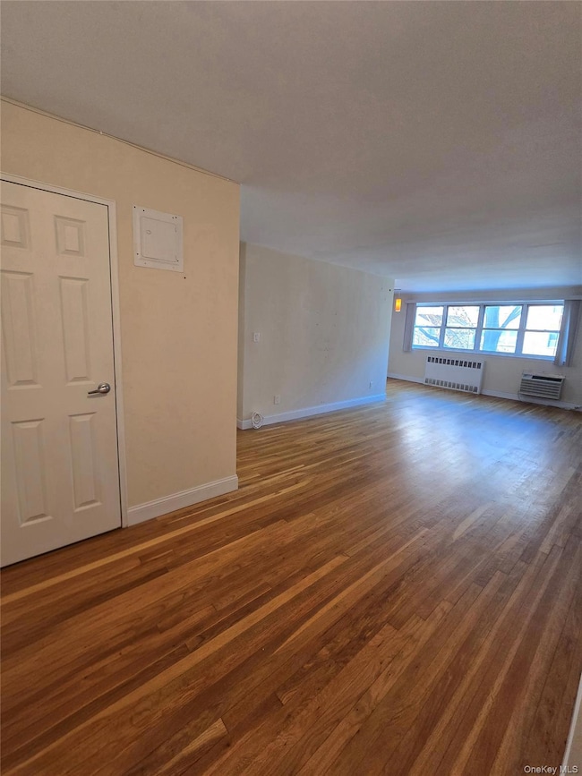 89-40 151 unit 3J, Howard Beach, NY 11414 - photo 3