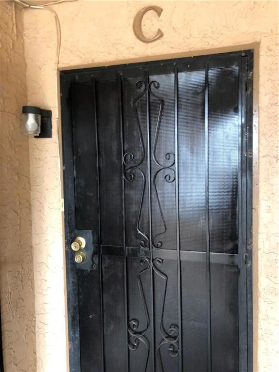 10727 Forest Ridge Ln unit C, El Paso, TX 79935 - photo 2