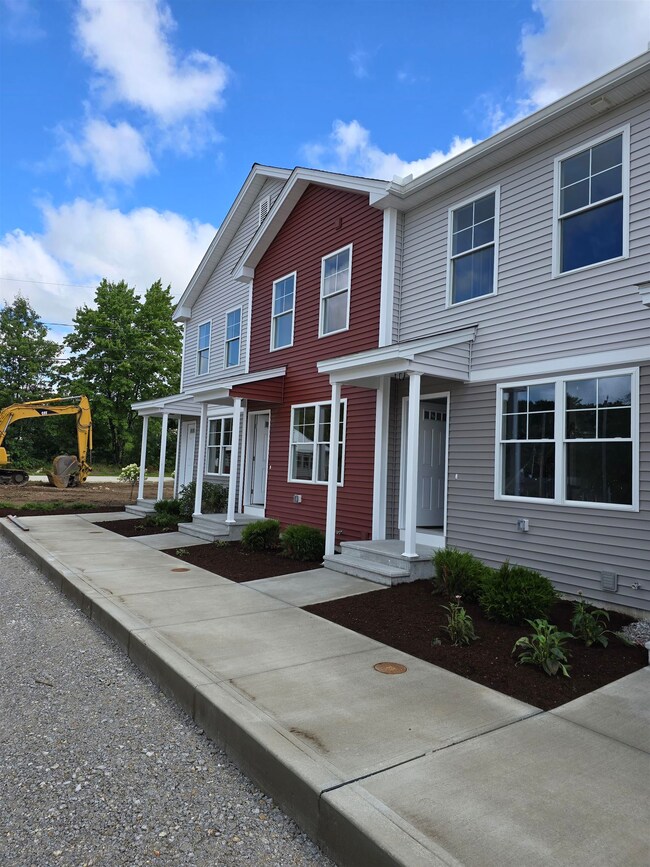 6 Hunt St, Hooksett, NH 03106 - photo 5