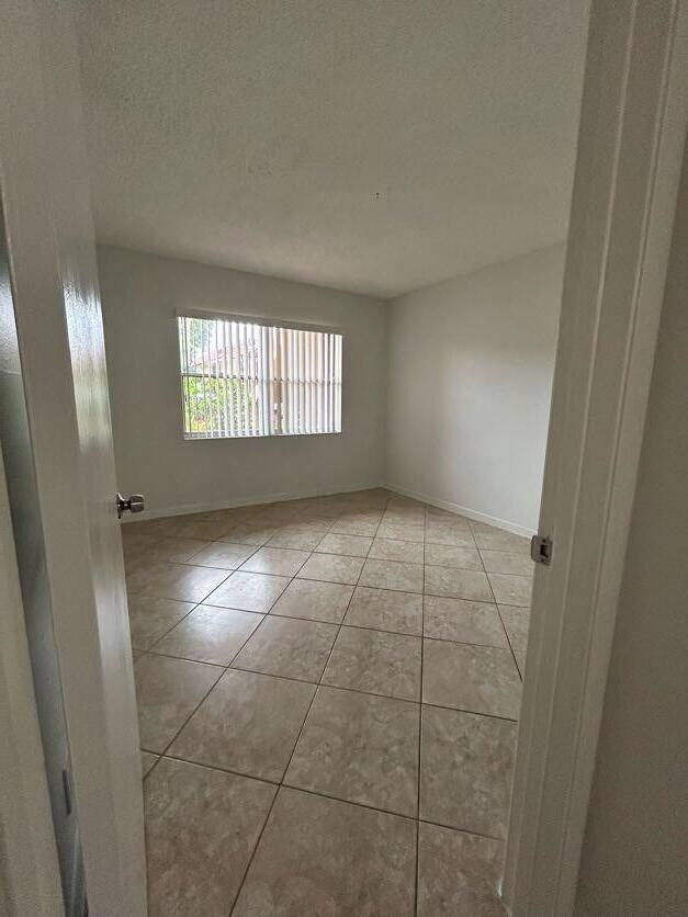 5975 Forest Hill Blvd unit 104, West Palm Beach, FL 33415 - photo 4